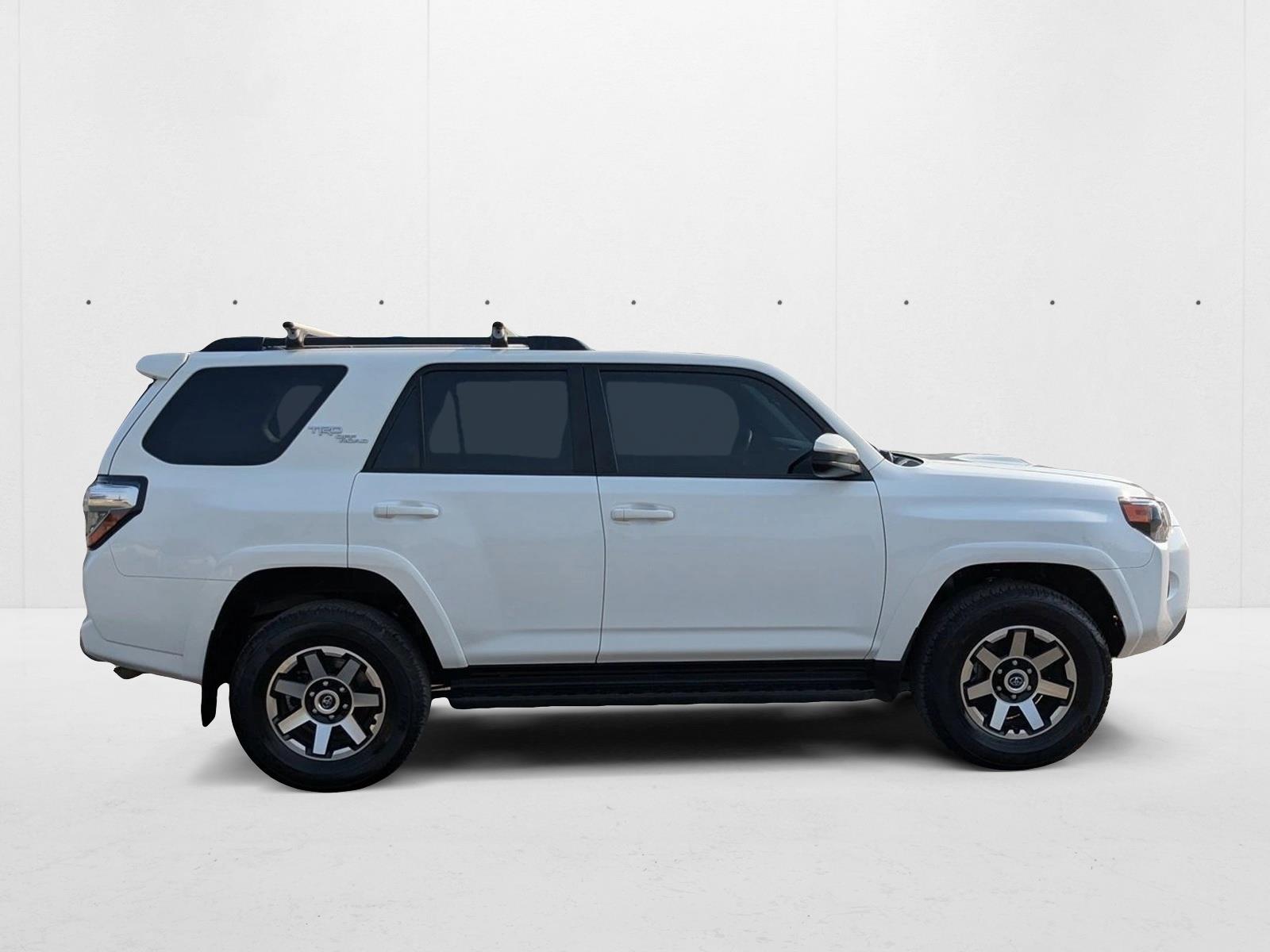 2023 Toyota 4Runner TRD photo 3