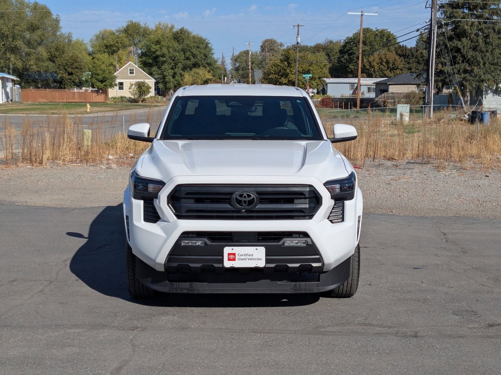 2025 Toyota Tacoma SR5 Double Cab photo 2