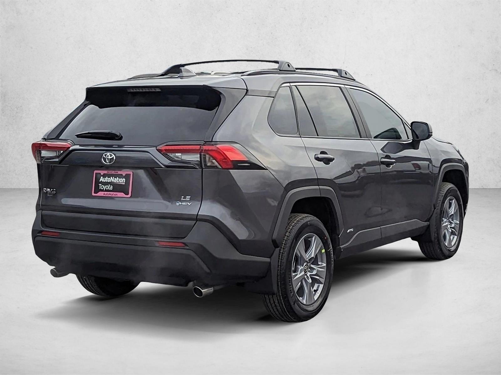 2025 Toyota RAV4 Hybrid LE photo 2