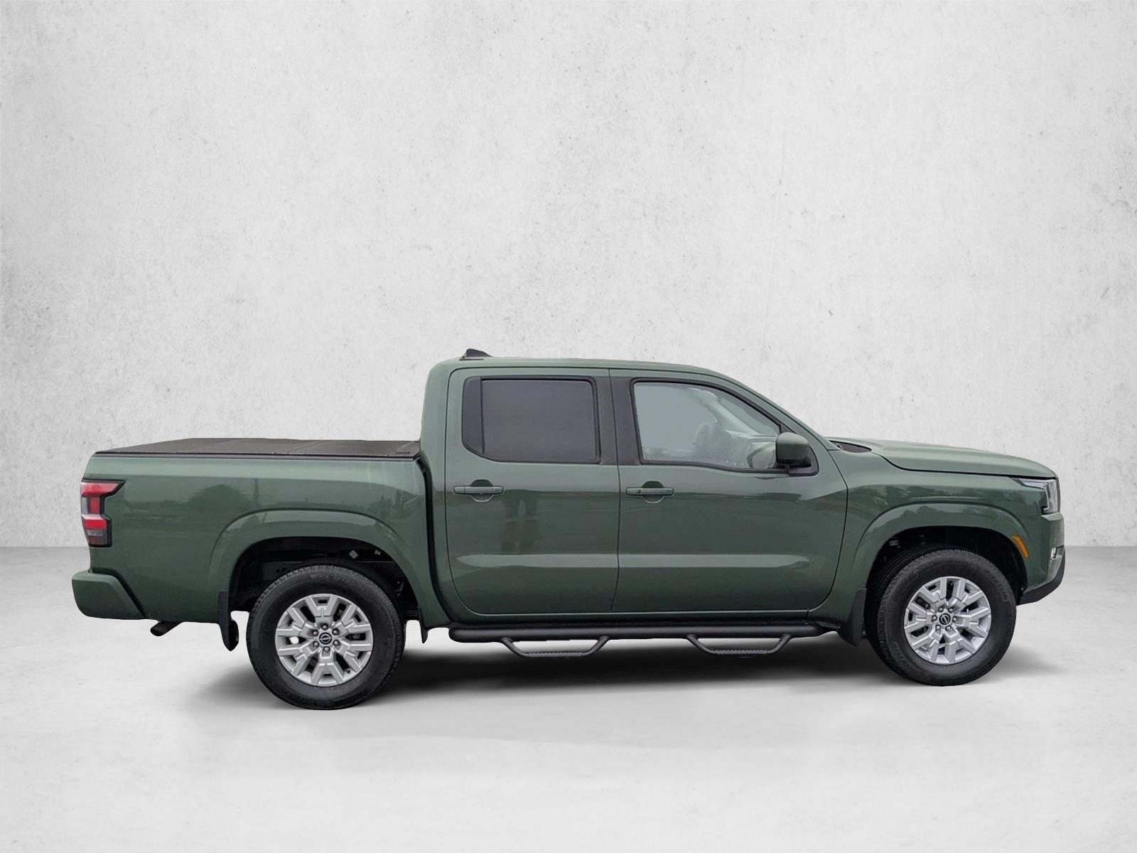 2022 Nissan Frontier Crew Cab SV photo 4