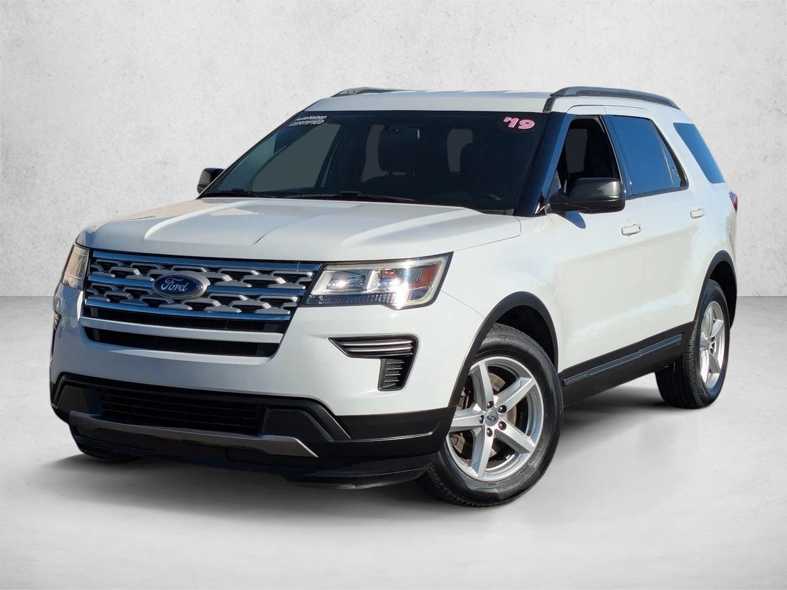 2019 Ford Explorer XLT's photo