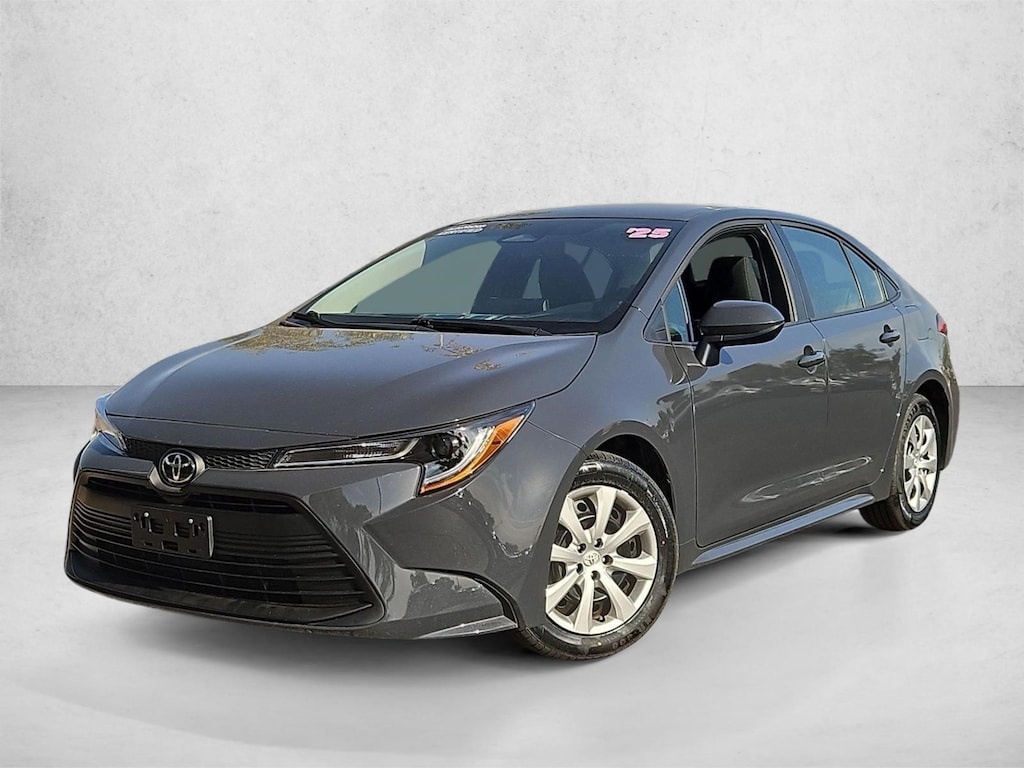 Used 2025 Toyota Corolla LE Sedan