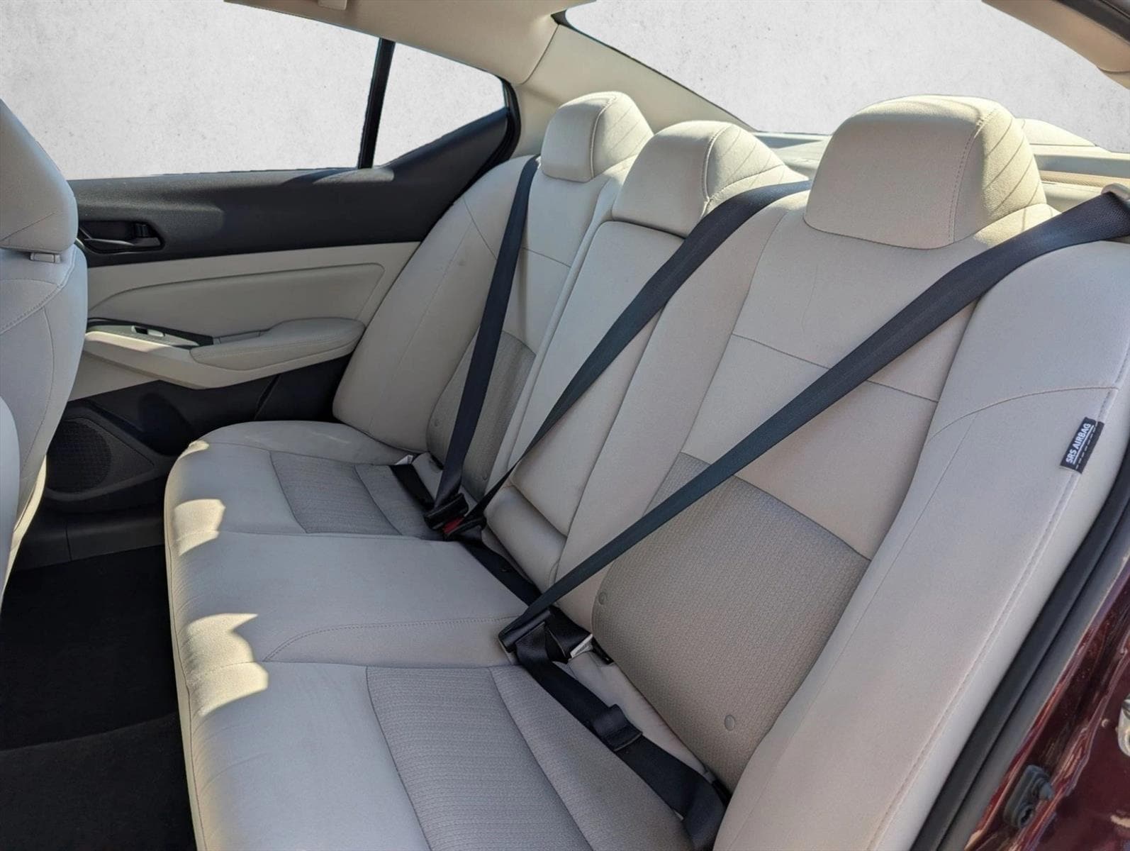 2025 Nissan Altima SV - Photo 23