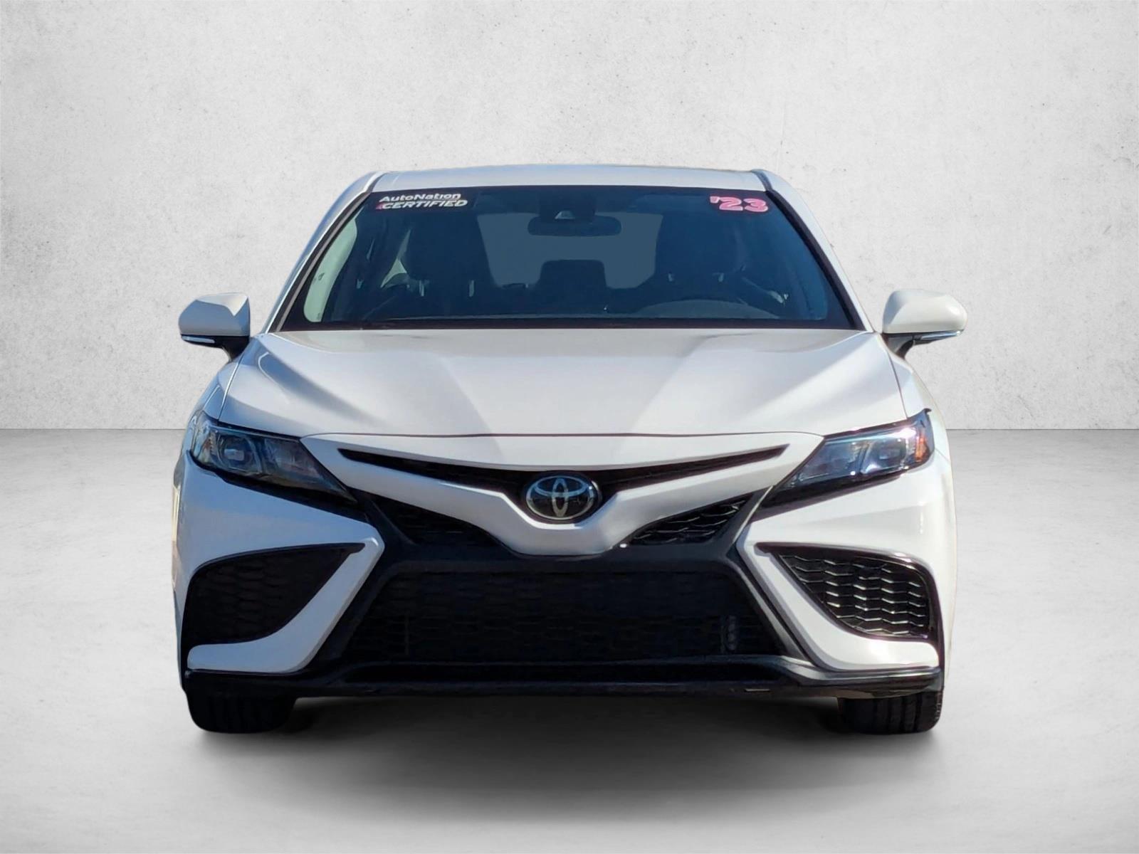 2023 Toyota Camry SE photo 2