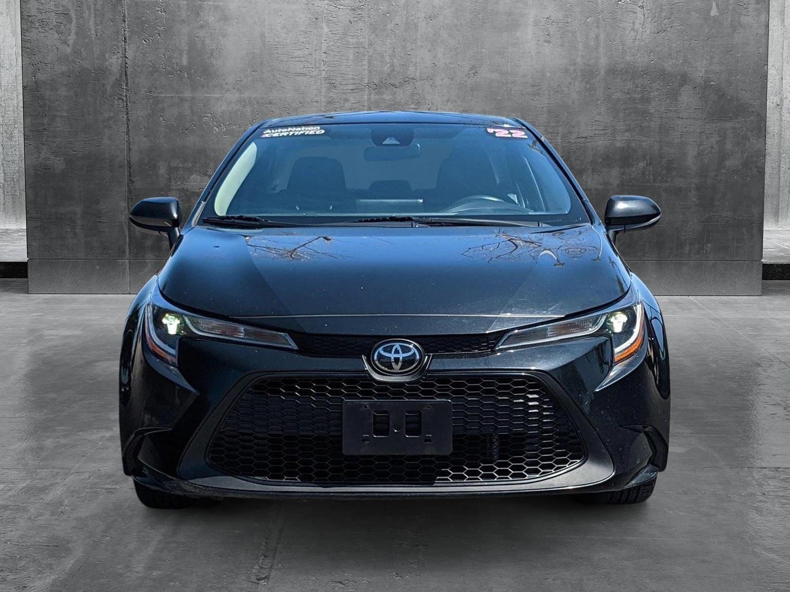 Used 2022 Toyota Corolla LE with VIN 5YFEPMAE5NP380050 for sale in Tempe, AZ