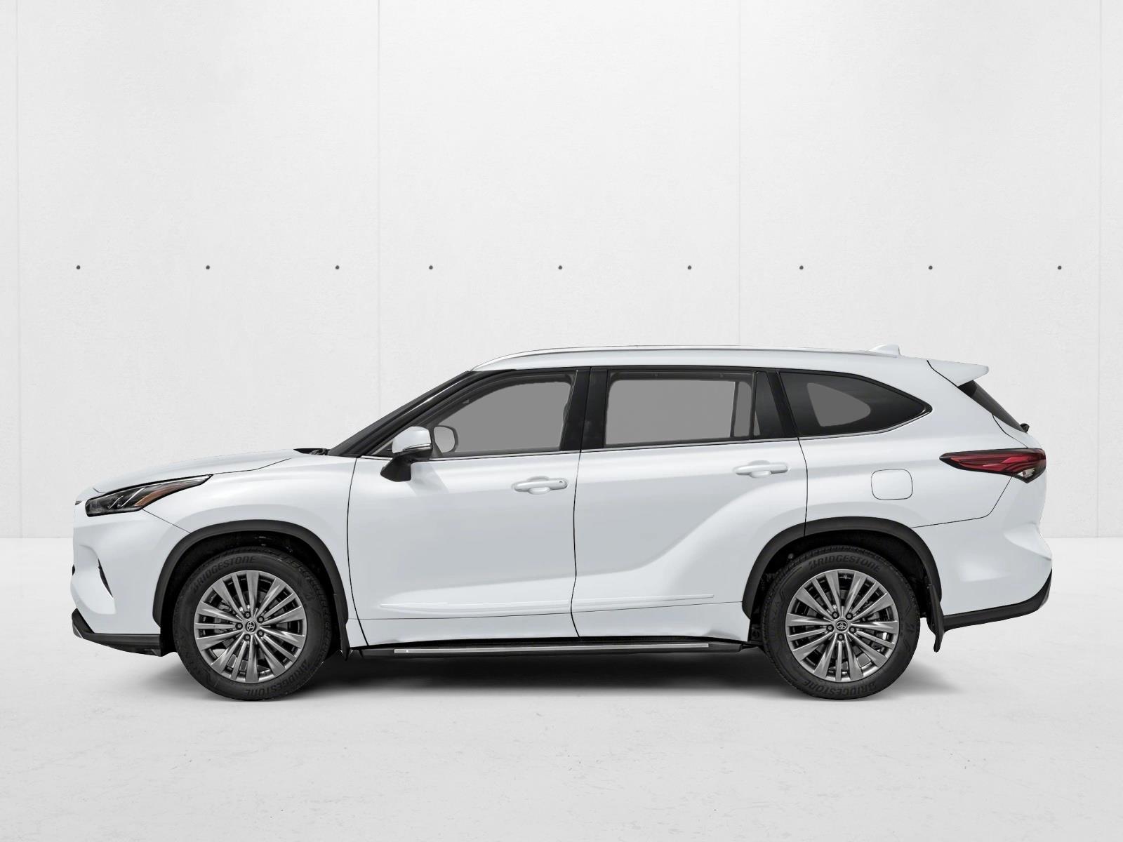 2025 Toyota Highlander Hybrid Platinum photo 3