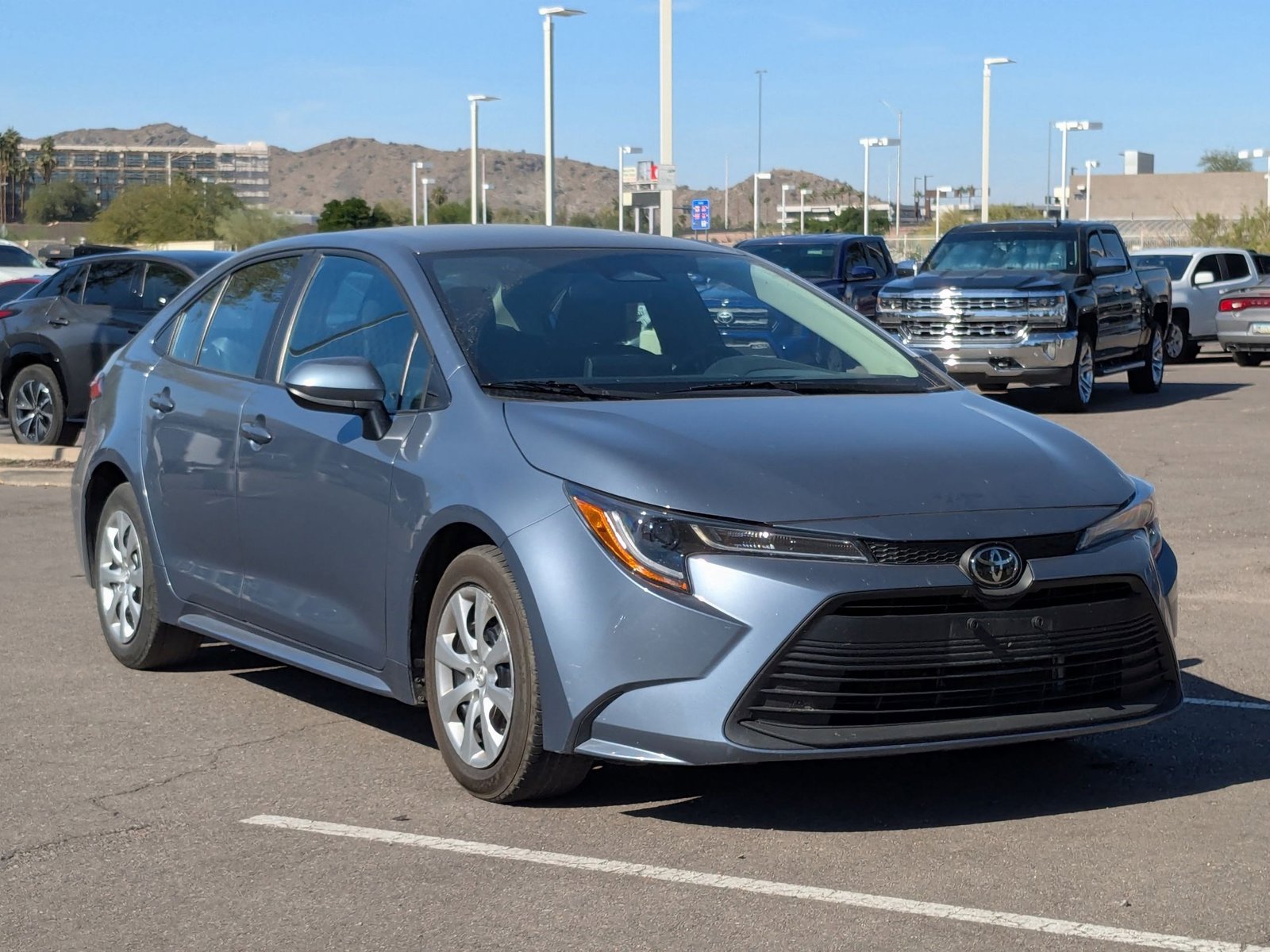 2024 Toyota Corolla LE photo 3