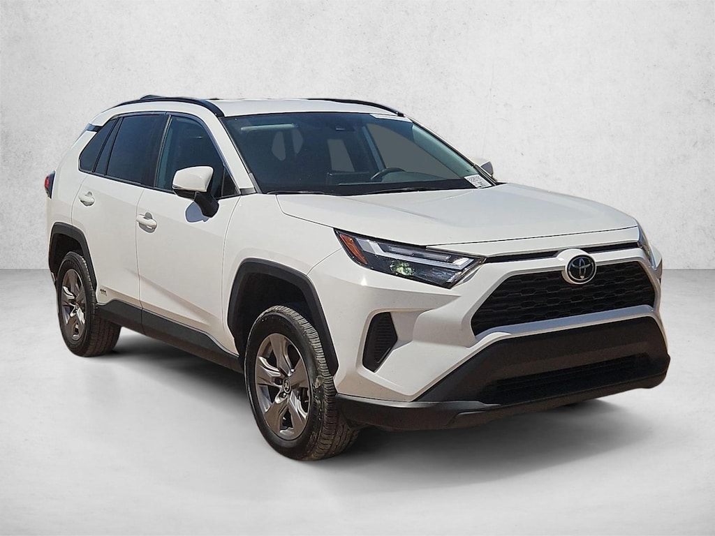 Used 2025 Toyota RAV4 Hybrid XLE SUV