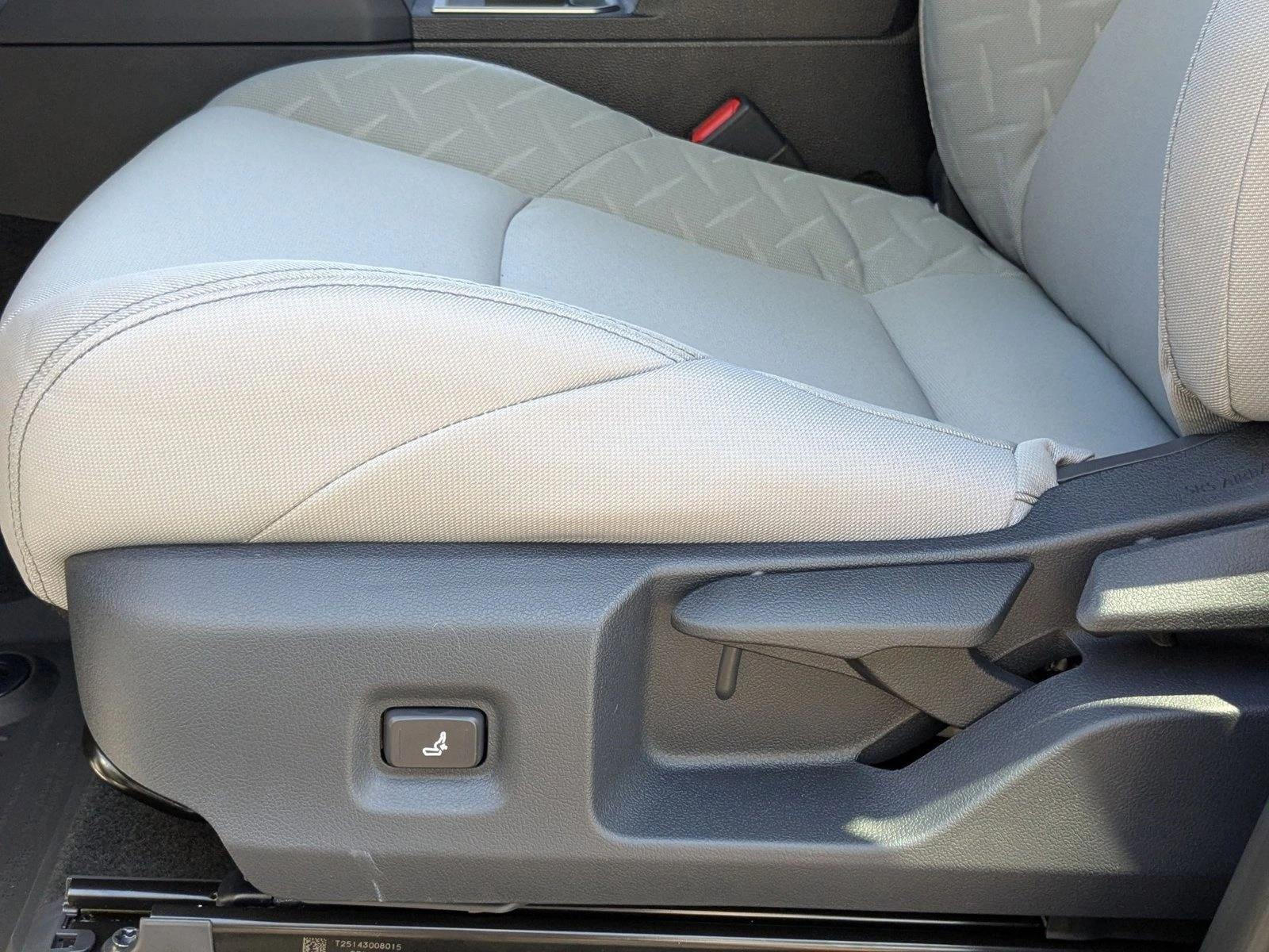 2025 Toyota Tacoma SR5 4x4 Double Cab Long Bed photo 4
