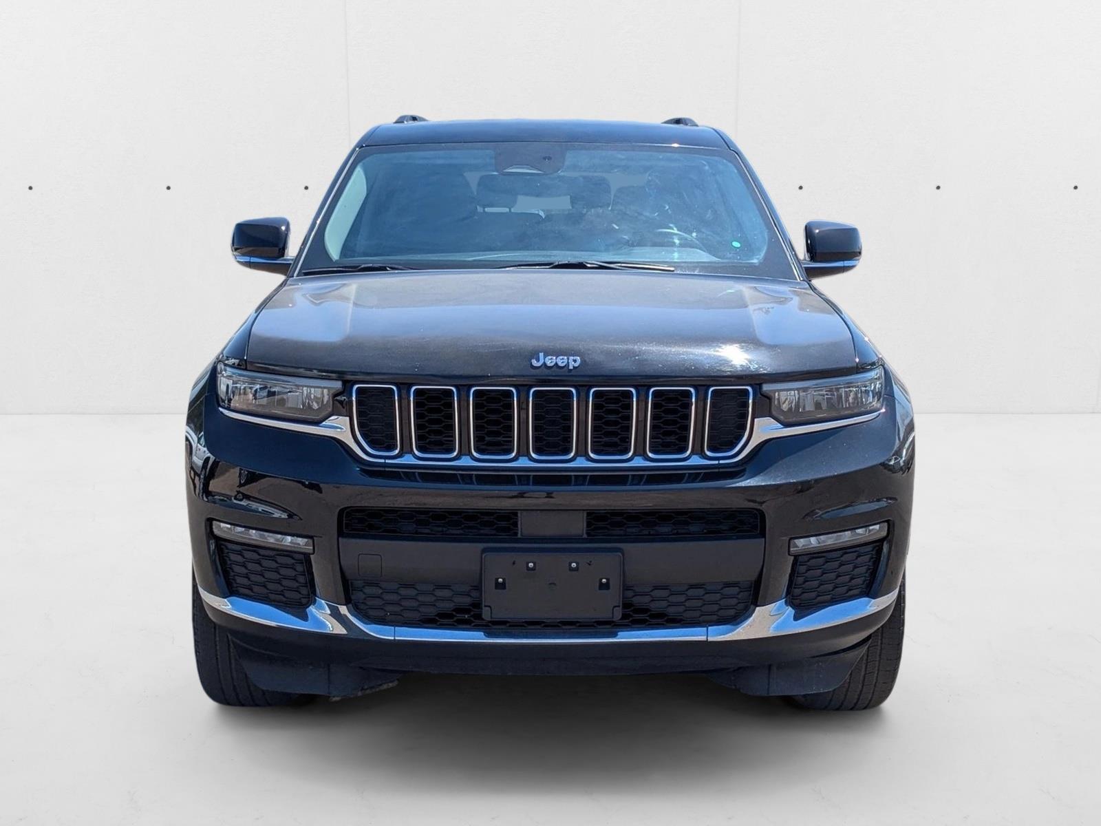 2023 Jeep Grand Cherokee Limited photo 2