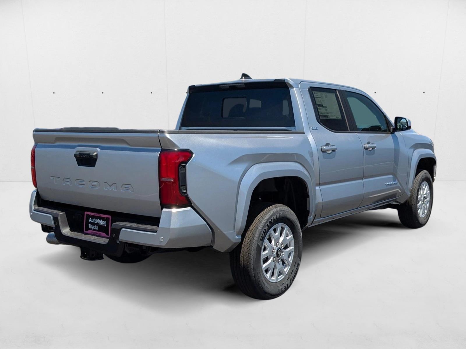 2025 Toyota Tacoma SR5 Double Cab photo 2
