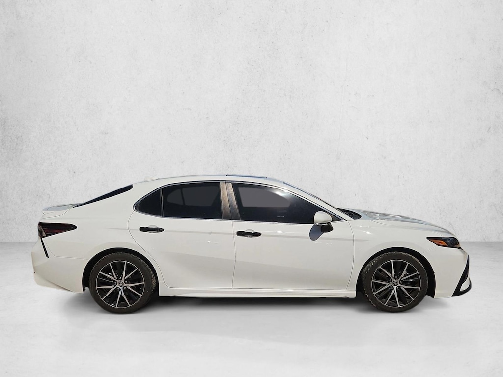 Used 2023 Toyota Camry SE Sedan