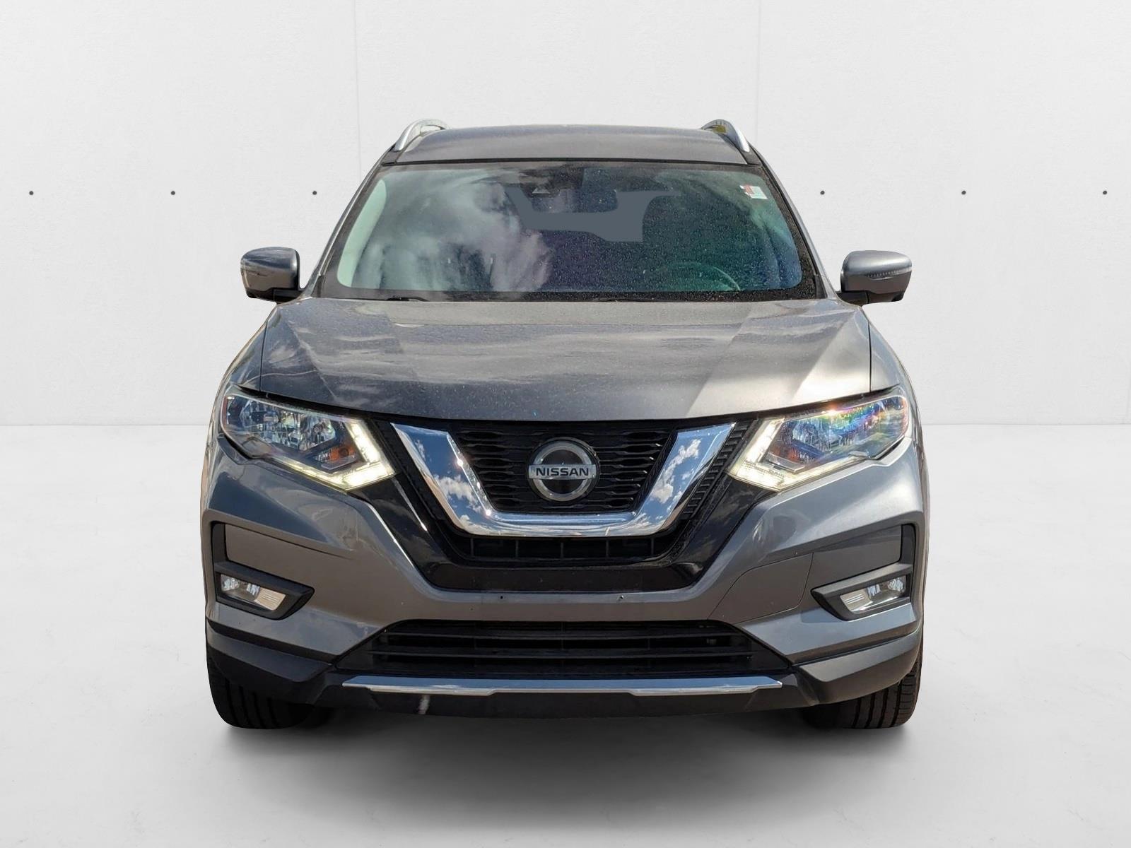 2018 Nissan Rogue SL photo 2