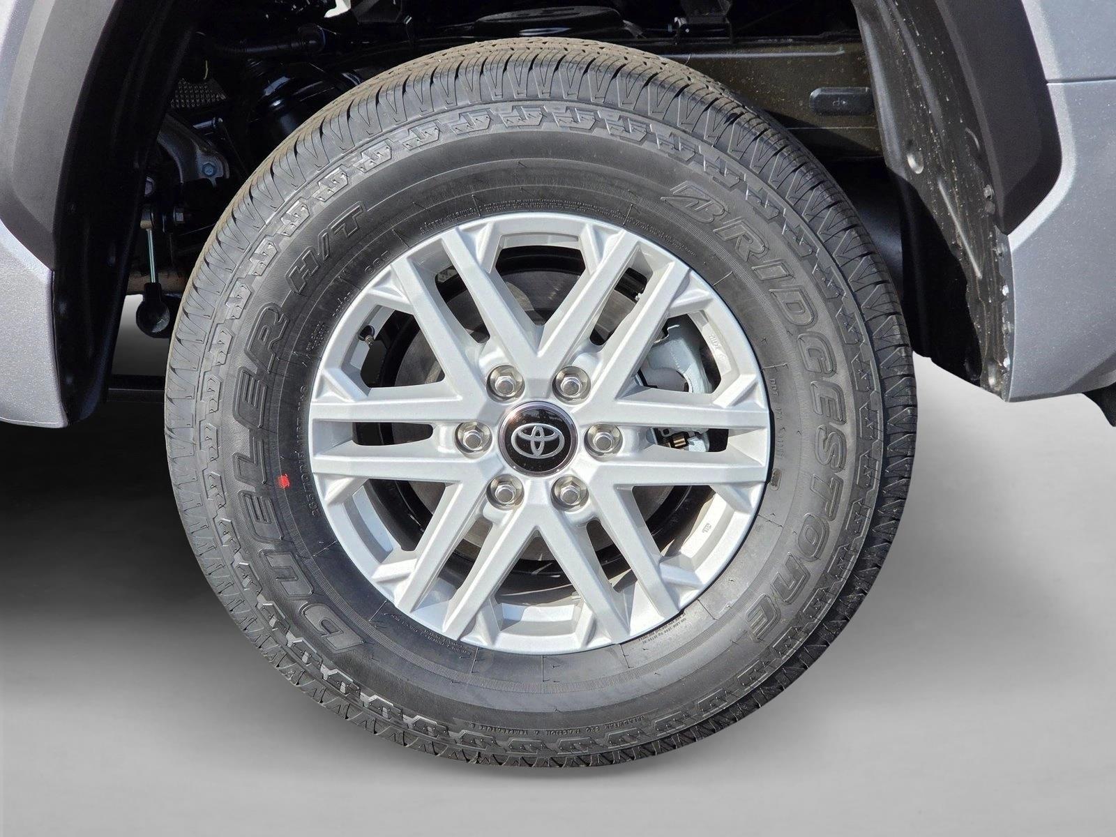 2026 Toyota Tundra SR5 - Photo 10