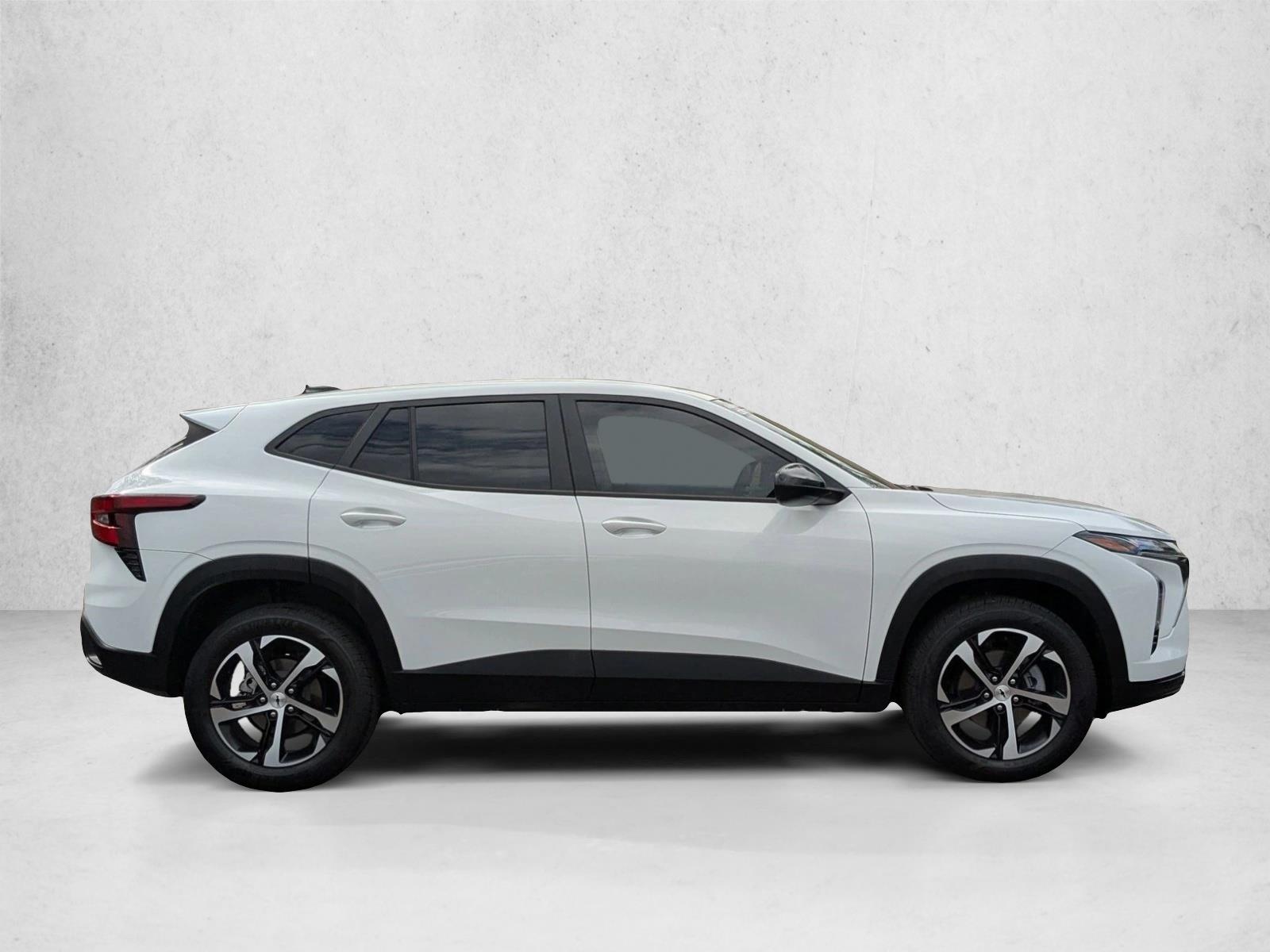2024 Chevrolet Trax photo 3