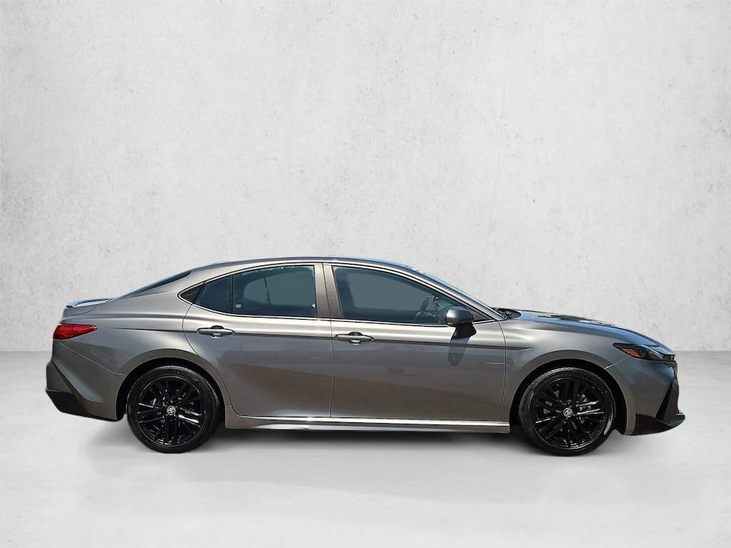 Used 2025 Toyota Camry SE Sedan