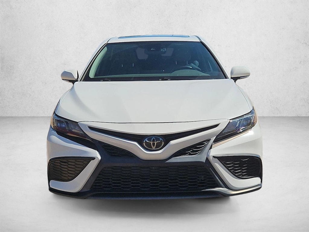 Used 2023 Toyota Camry SE Sedan