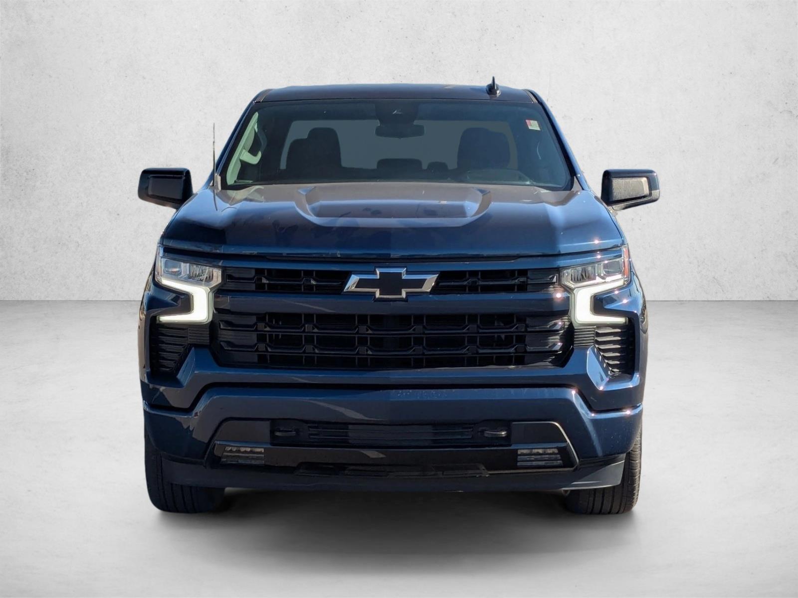 2023 Chevrolet Silverado 1500 RST photo 2