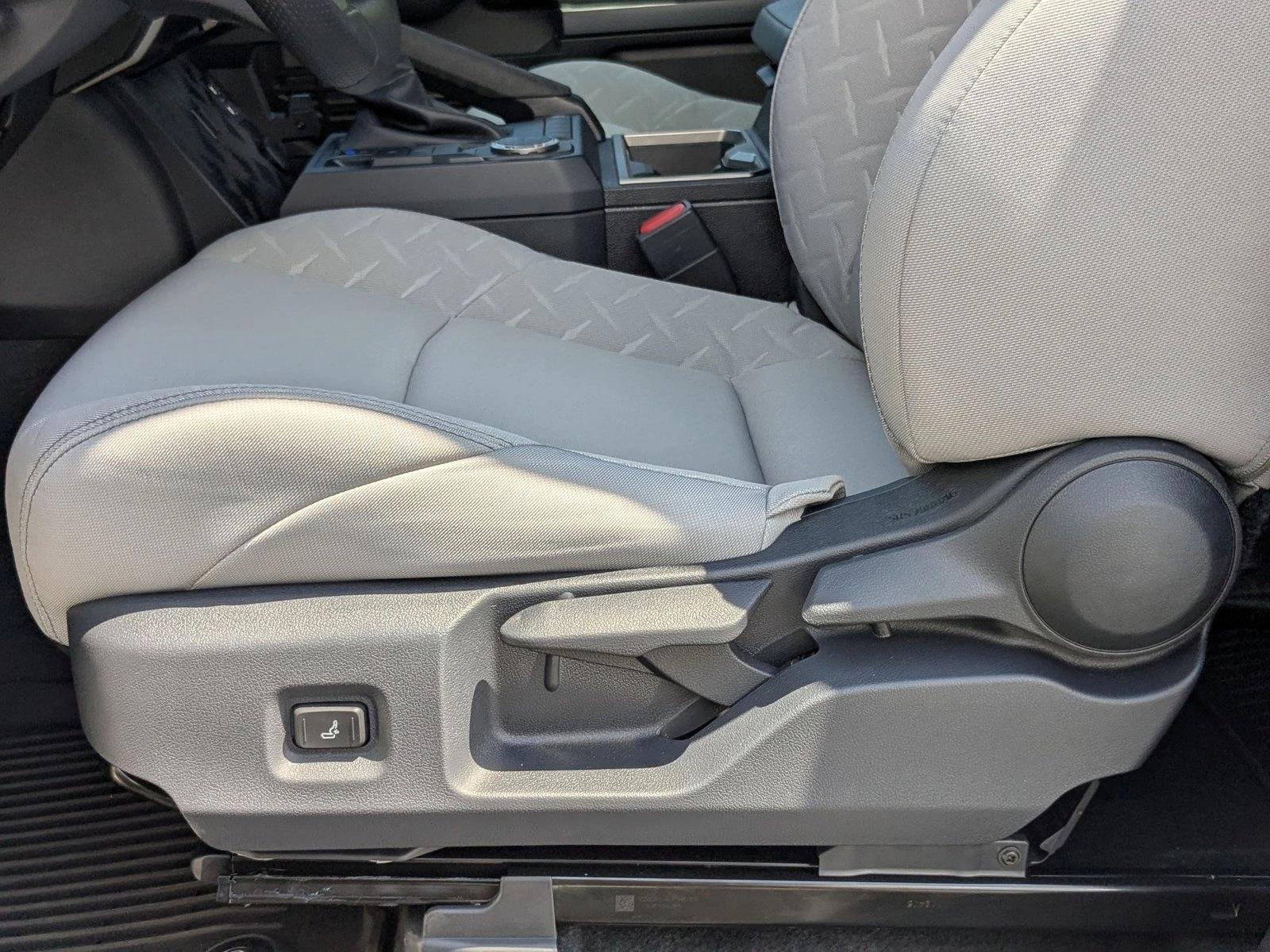 2025 Toyota Tacoma SR5 Double Cab photo 4