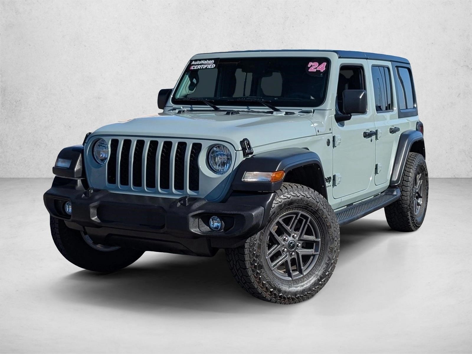 2024 Jeep Wrangler 4-Door Sport S's photo
