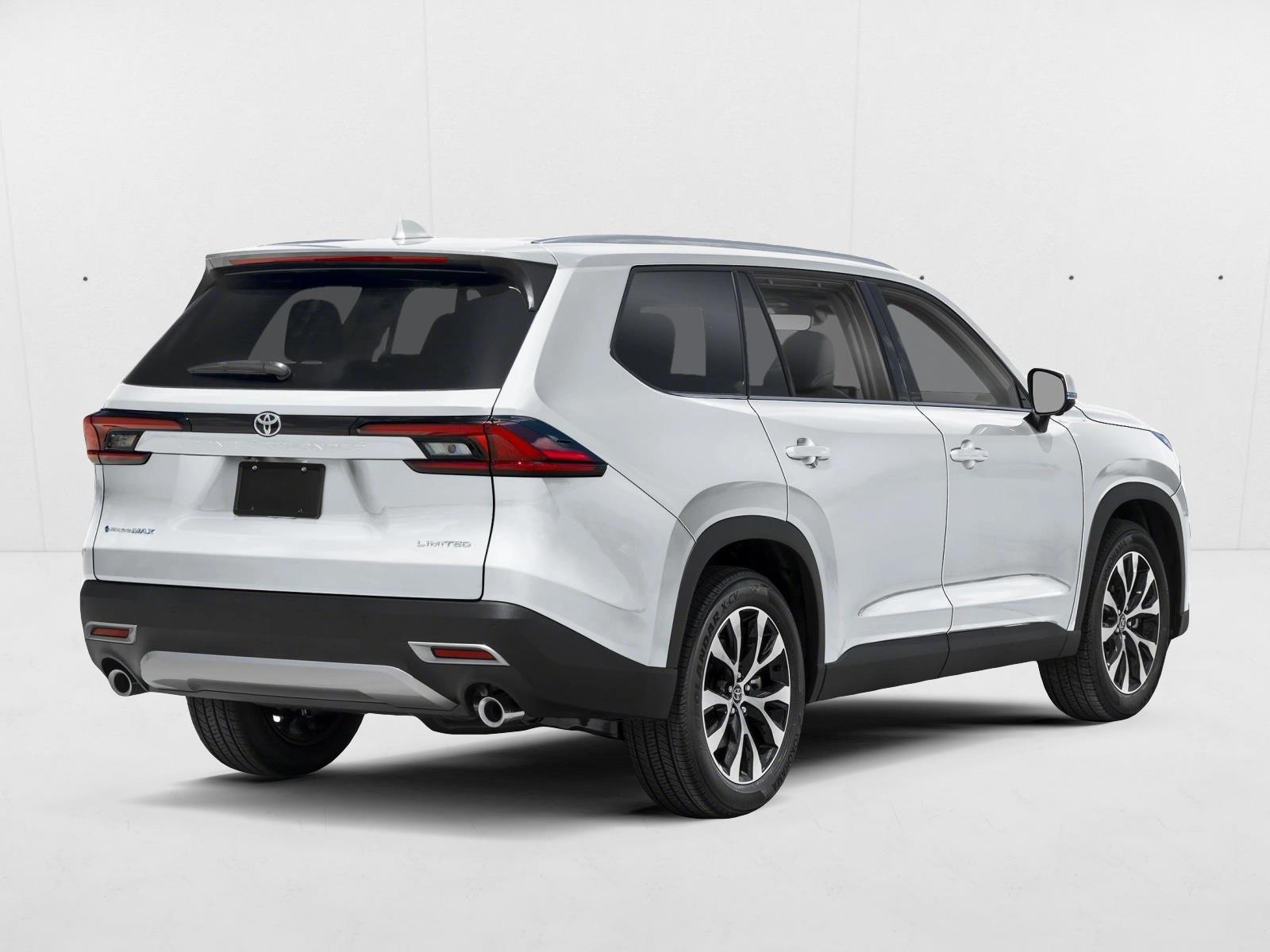 2026 Toyota Highlander Hybrid Limited photo 2