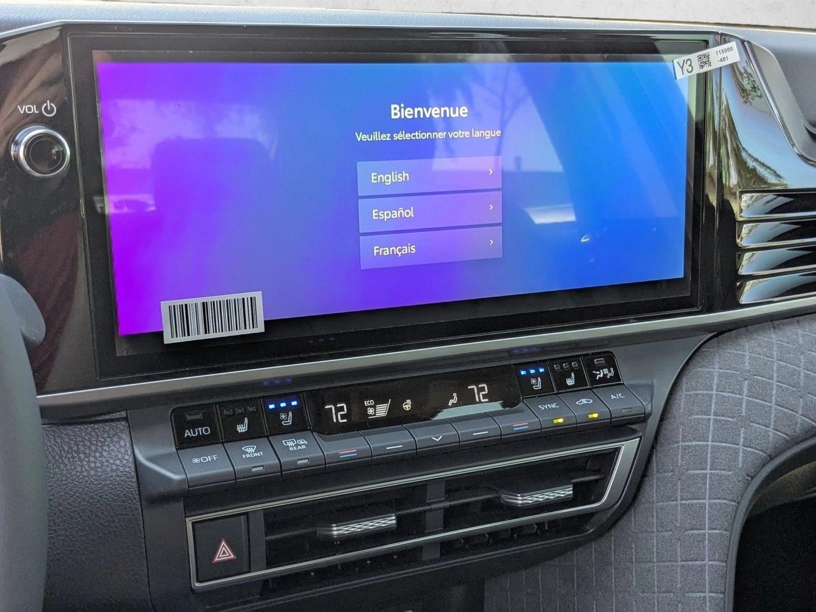 2026 Toyota Camry XLE - Photo 12