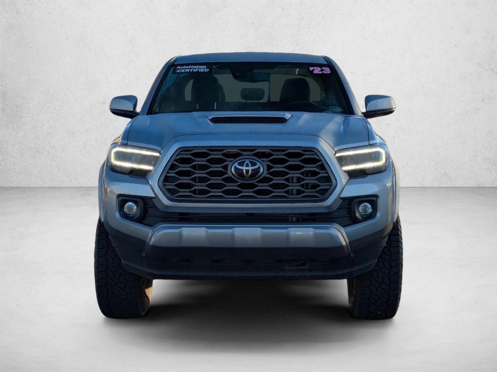 2023 Toyota Tacoma TRD Sport V6 photo 2