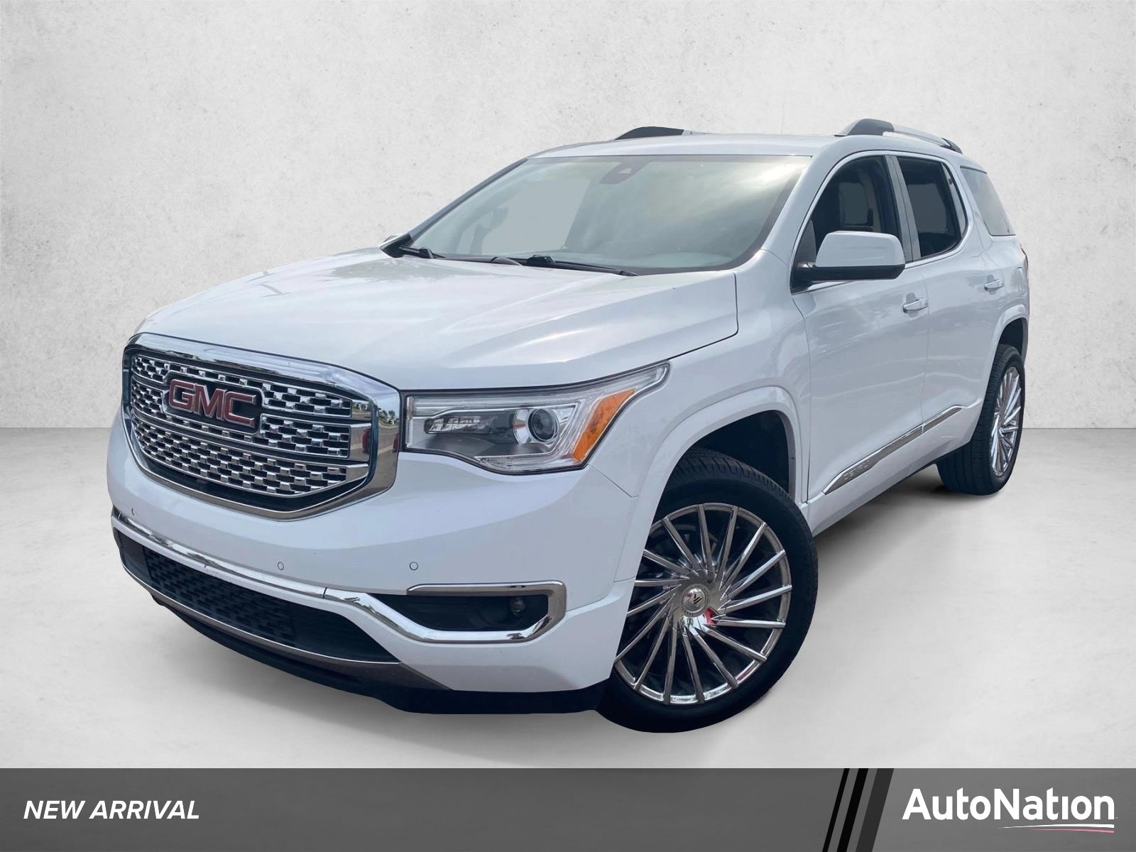2019 GMC Acadia Denali FWD's photo