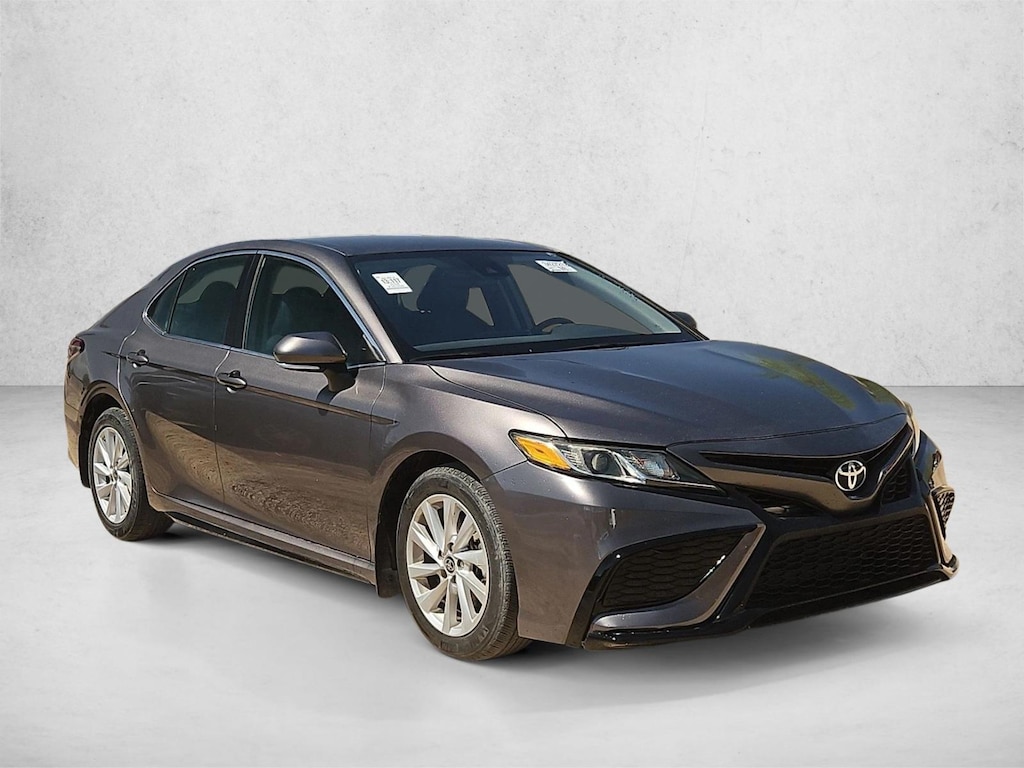Used 2024 Toyota Camry SE Sedan