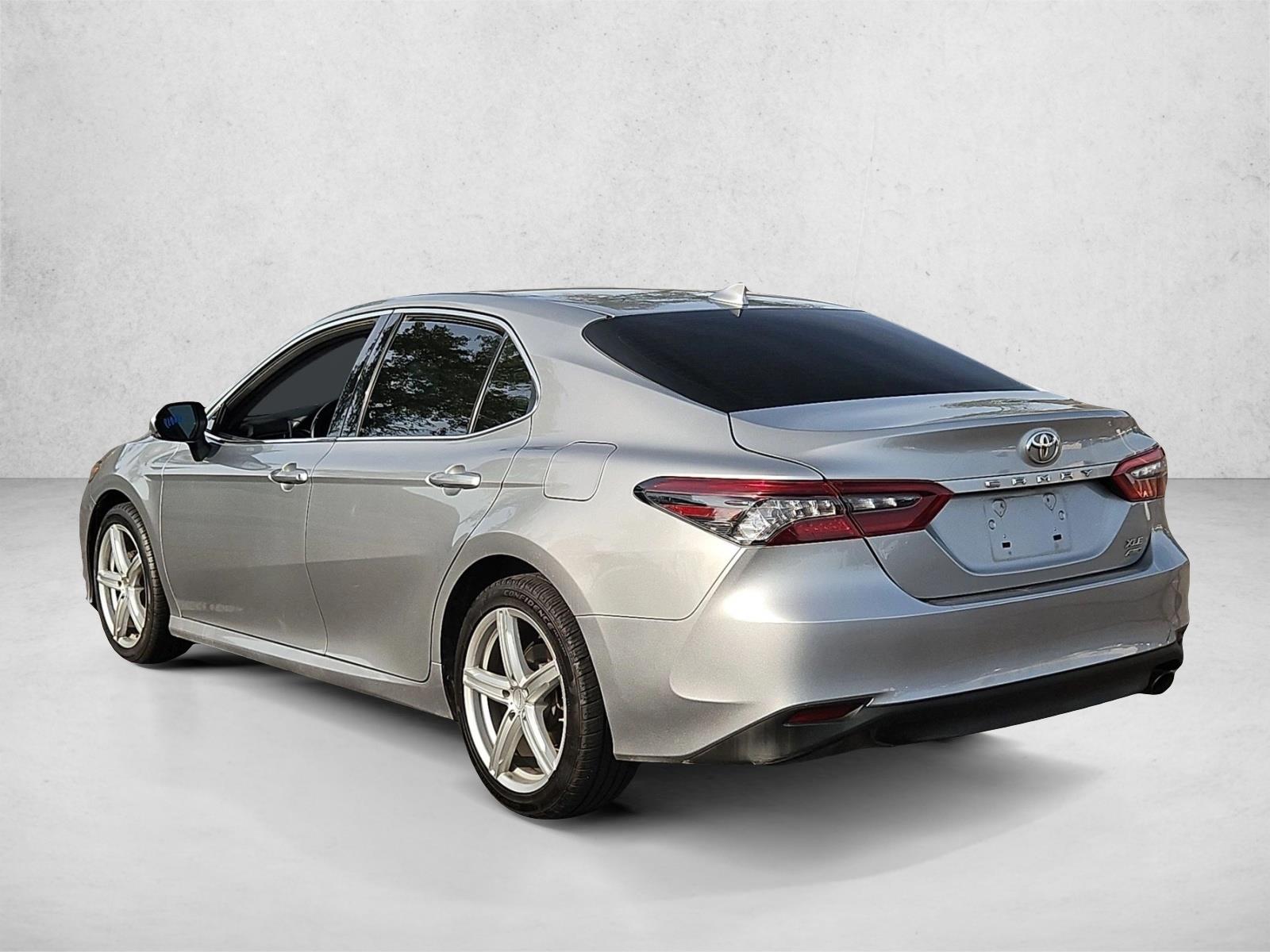 2023 Toyota Camry XLE - Photo 8