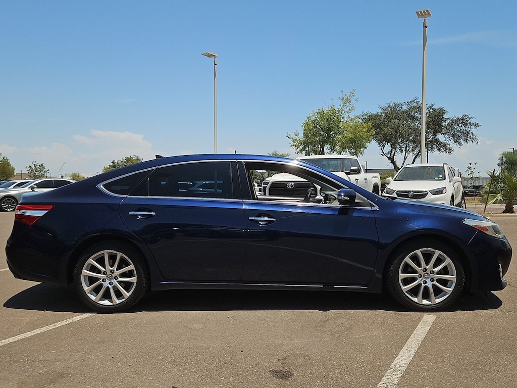 Used 2013 Toyota Avalon Limited Sedan