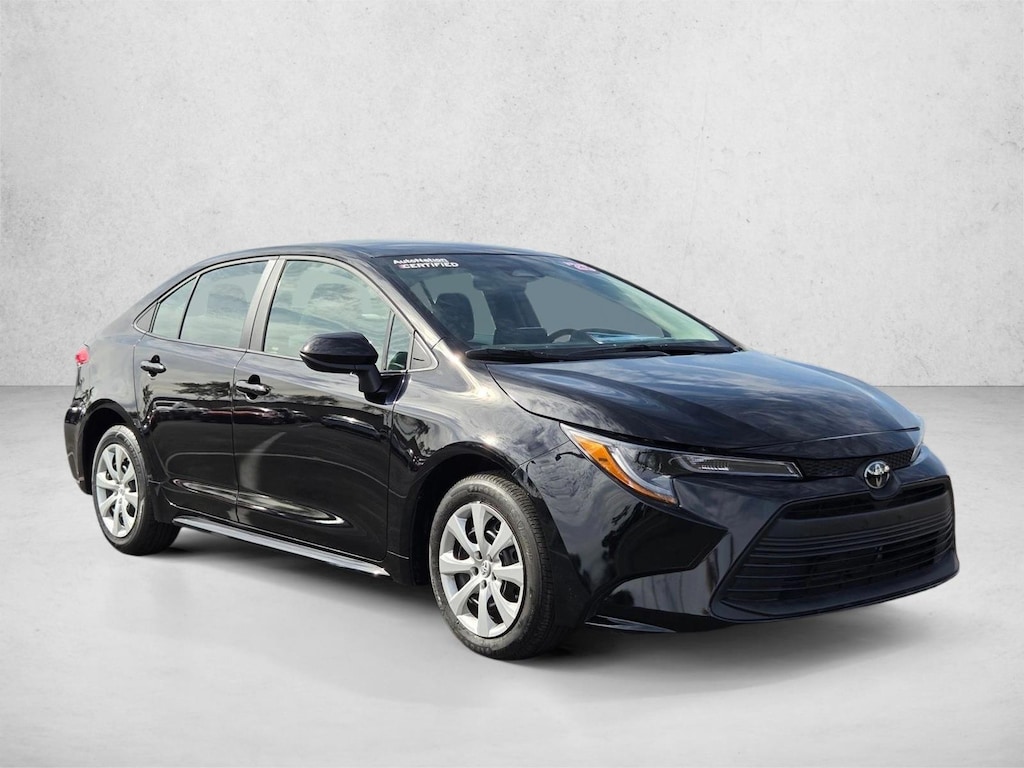 Used 2025 Toyota Corolla LE Sedan