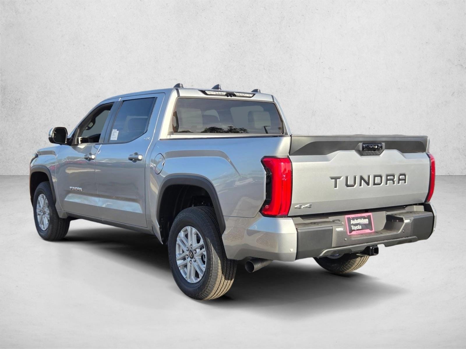 2026 Toyota Tundra SR5 - Photo 9
