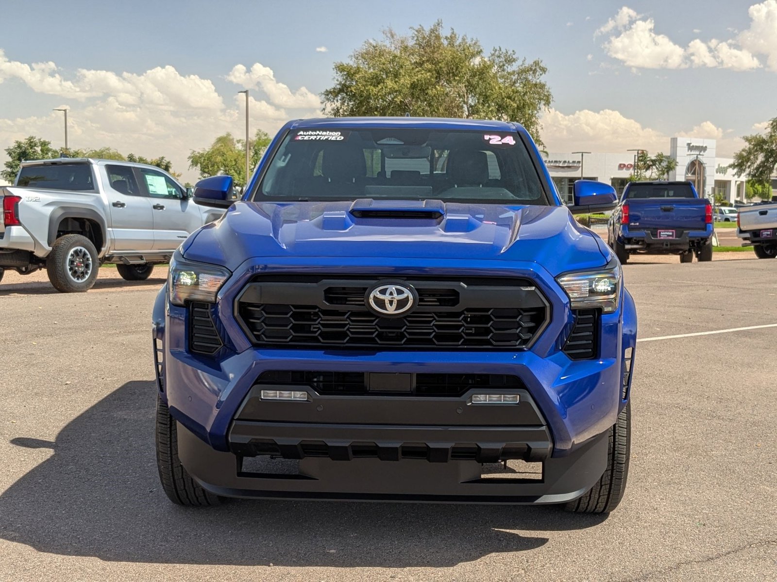 2024 Toyota Tacoma TRD Sport photo 2