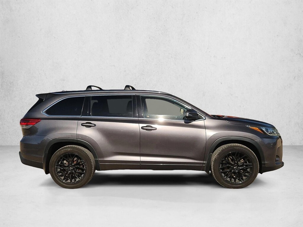 Used 2019 Toyota Highlander Limited Platinum V6 SUV