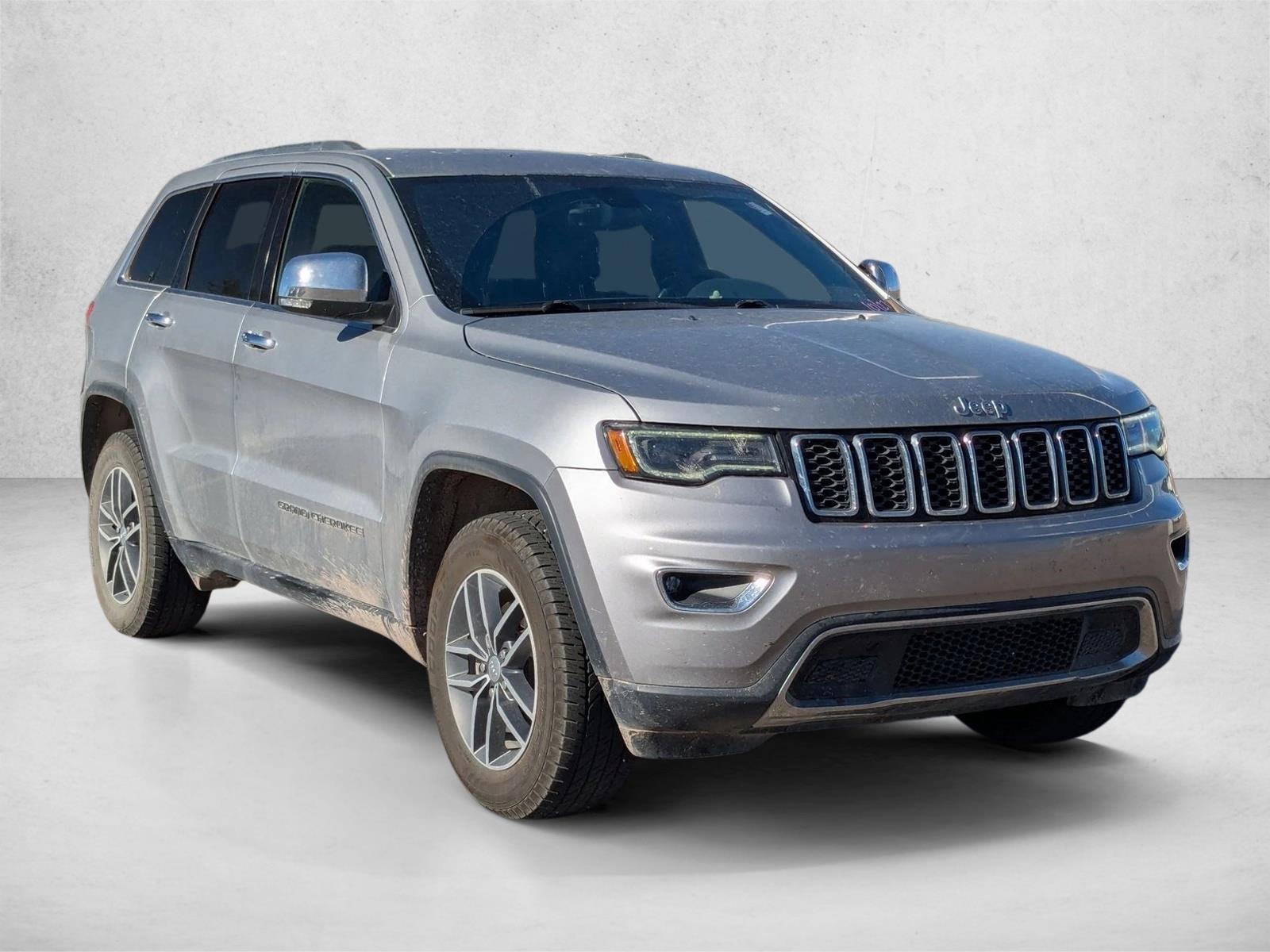 2017 Jeep Grand Cherokee Limited photo 3