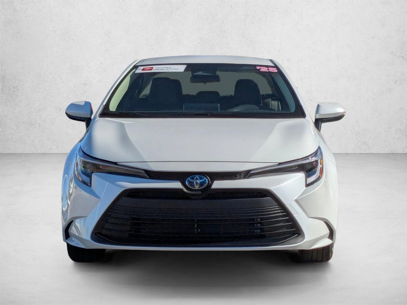 2025 Toyota Corolla Hybrid LE photo 2