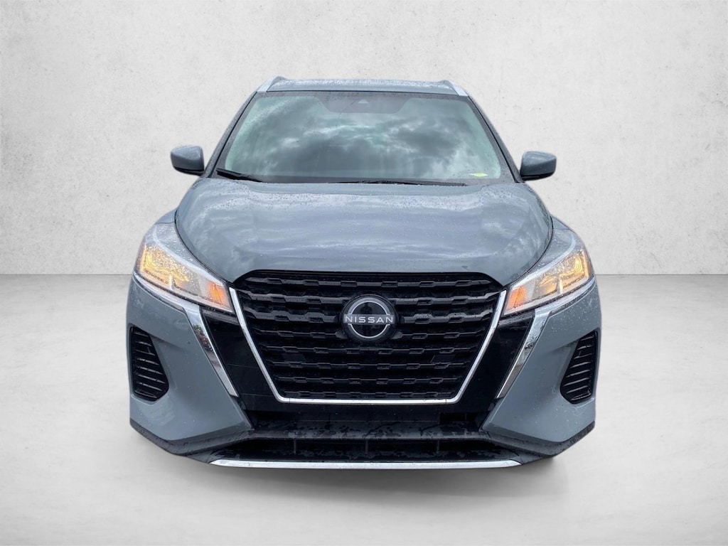 Used 2023 Nissan Kicks SV SUV