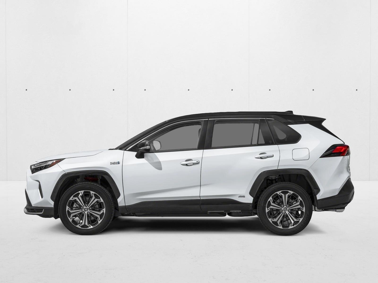 2025 Toyota RAV4 XSE Hybrid photo 2