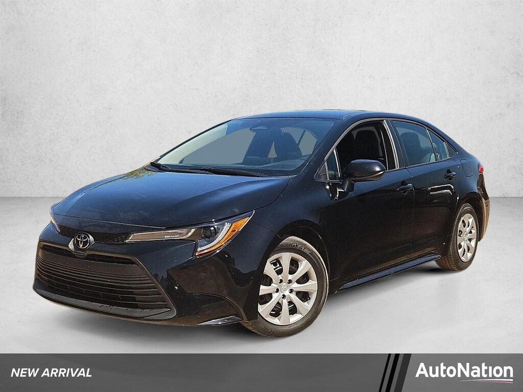 Used 2025 Toyota Corolla LE Sedan