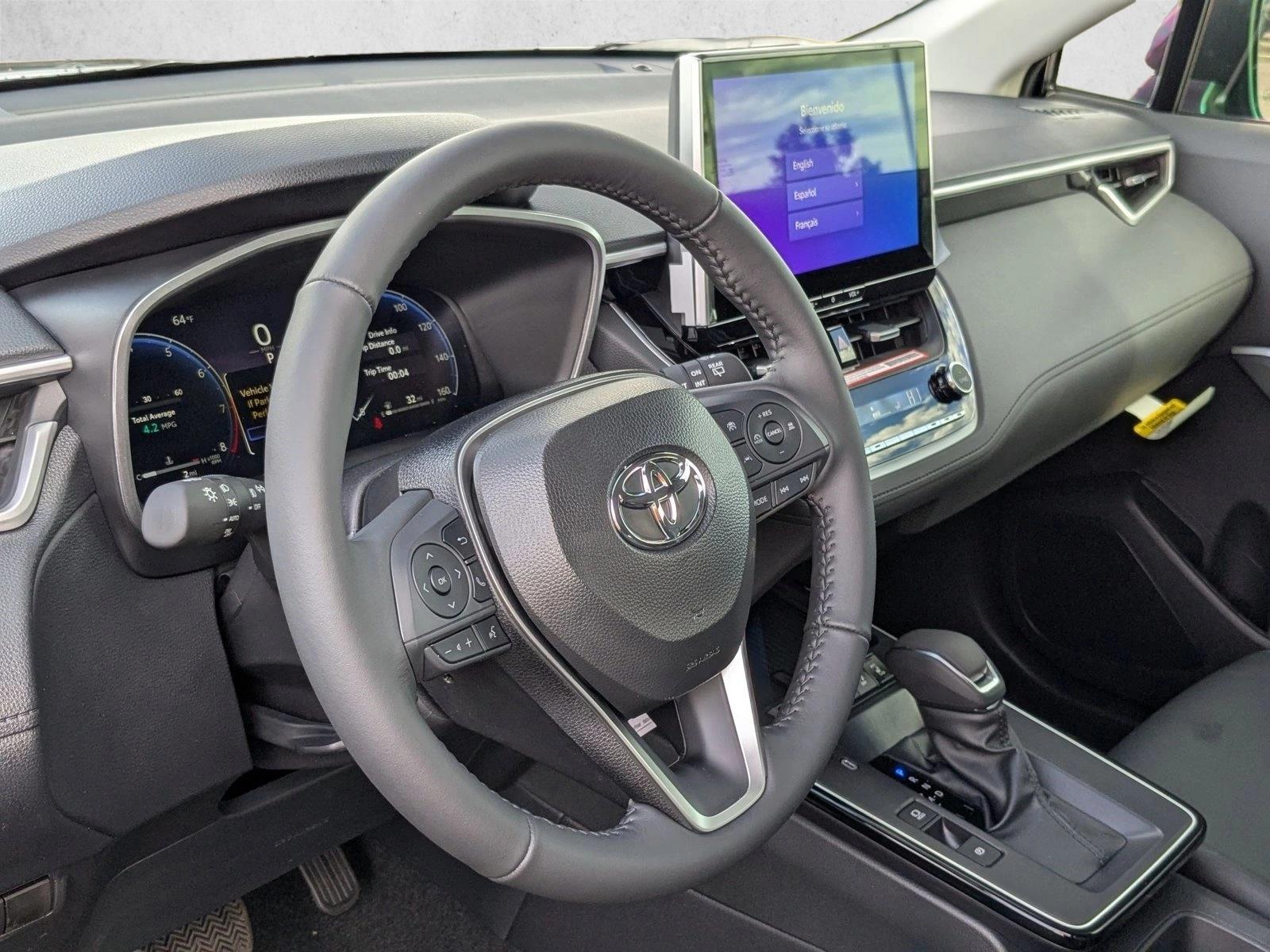 2026 Toyota Corolla Cross XLE photo 3