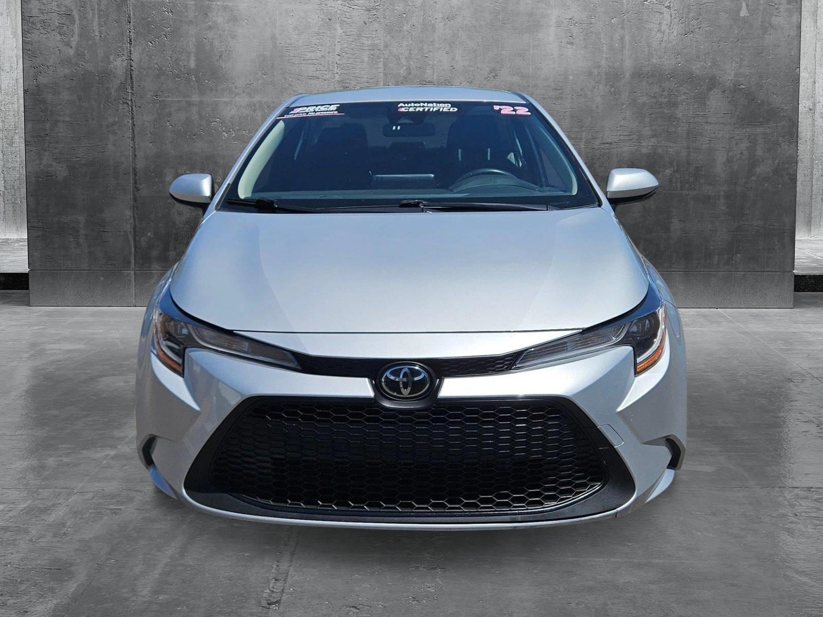 Used 2022 Toyota Corolla LE with VIN JTDEPMAE8N3006573 for sale in Tempe, AZ