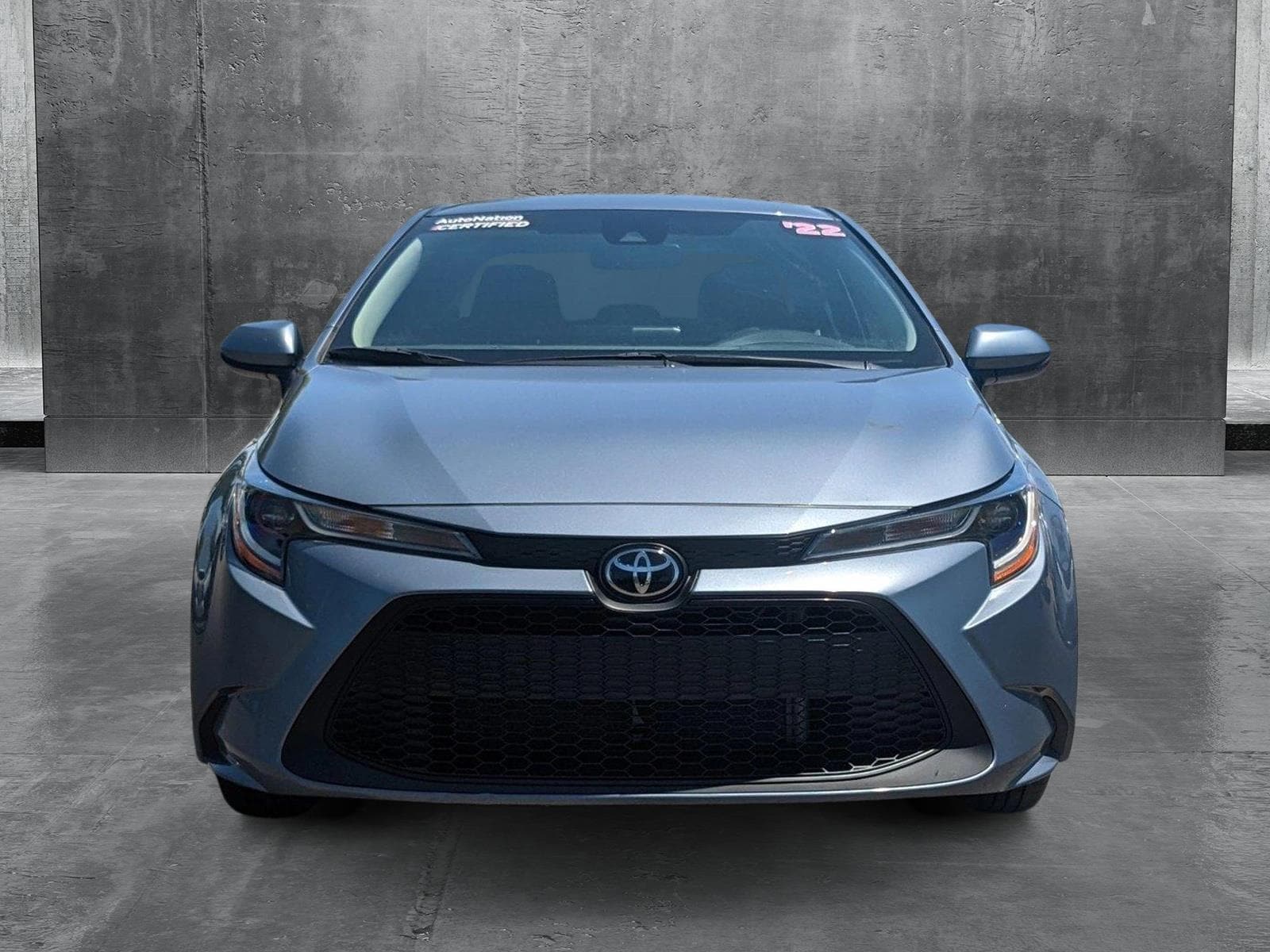 Used 2022 Toyota Corolla LE with VIN 5YFEPMAE8NP370497 for sale in Tempe, AZ