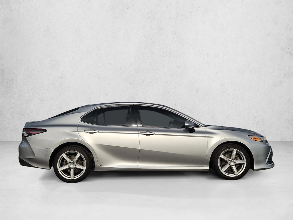 Used 2023 Toyota Camry XLE Sedan
