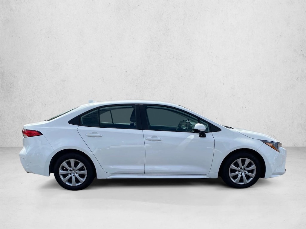 Used 2025 Toyota Corolla LE Sedan