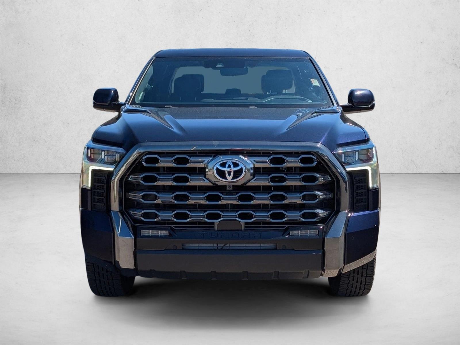 2024 Toyota Tundra Platinum photo 2