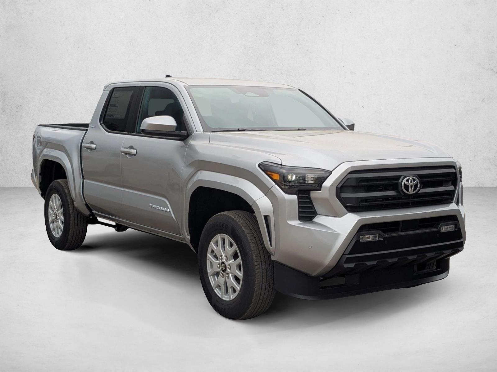 2026 Toyota Tacoma SR5 - Photo 7