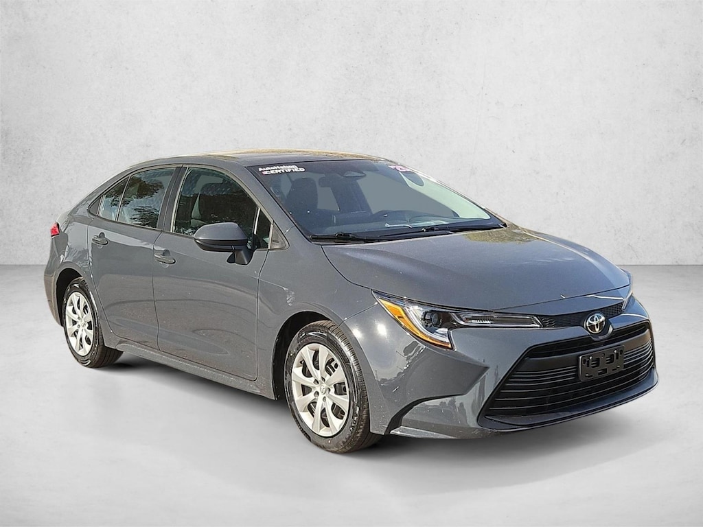 Used 2025 Toyota Corolla LE Sedan