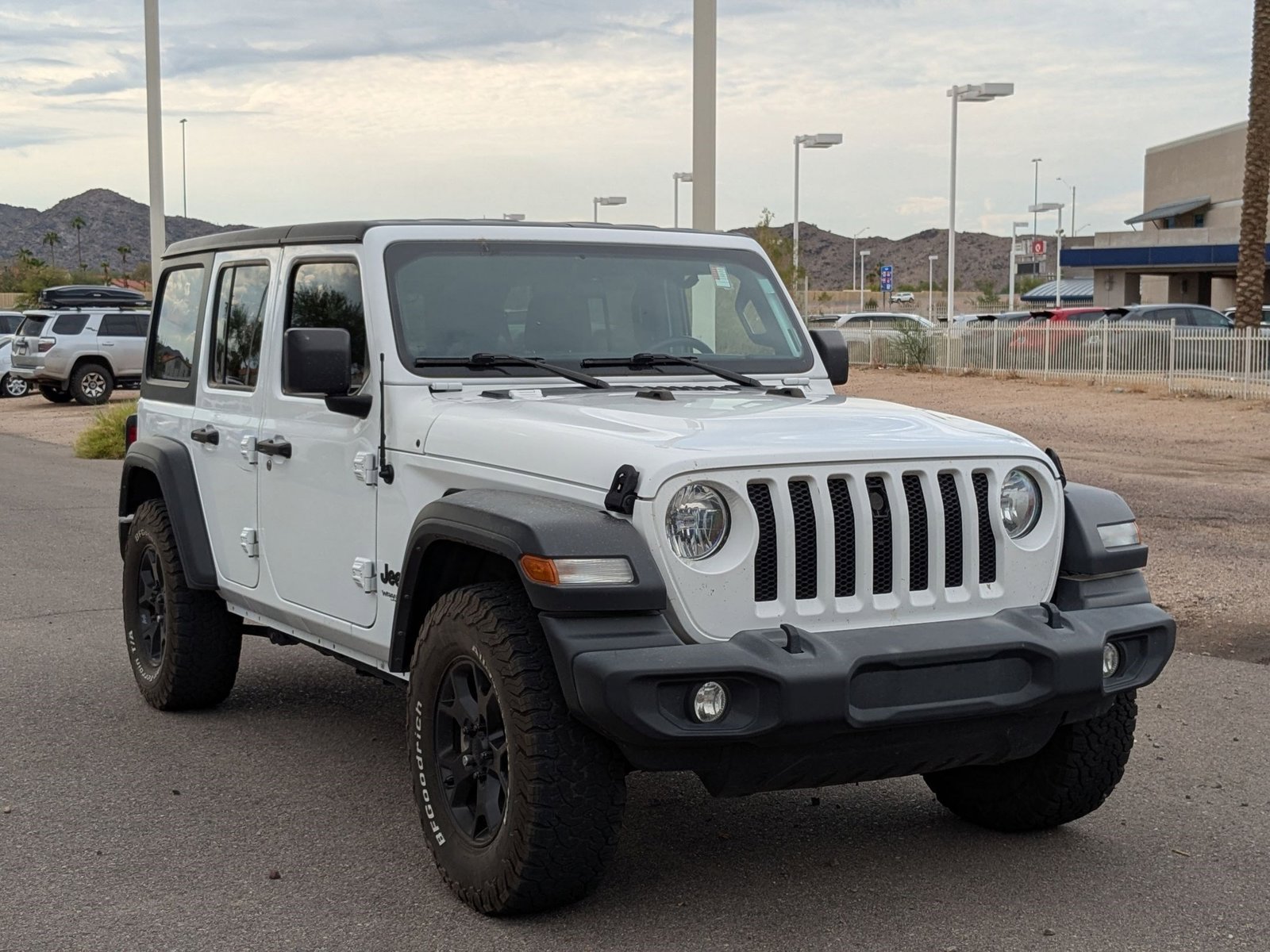 2022 Jeep Wrangler Unlimited Sport photo 3