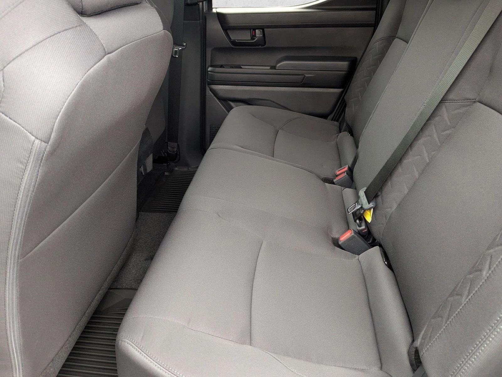 2026 Toyota Tacoma SR5 - Photo 15
